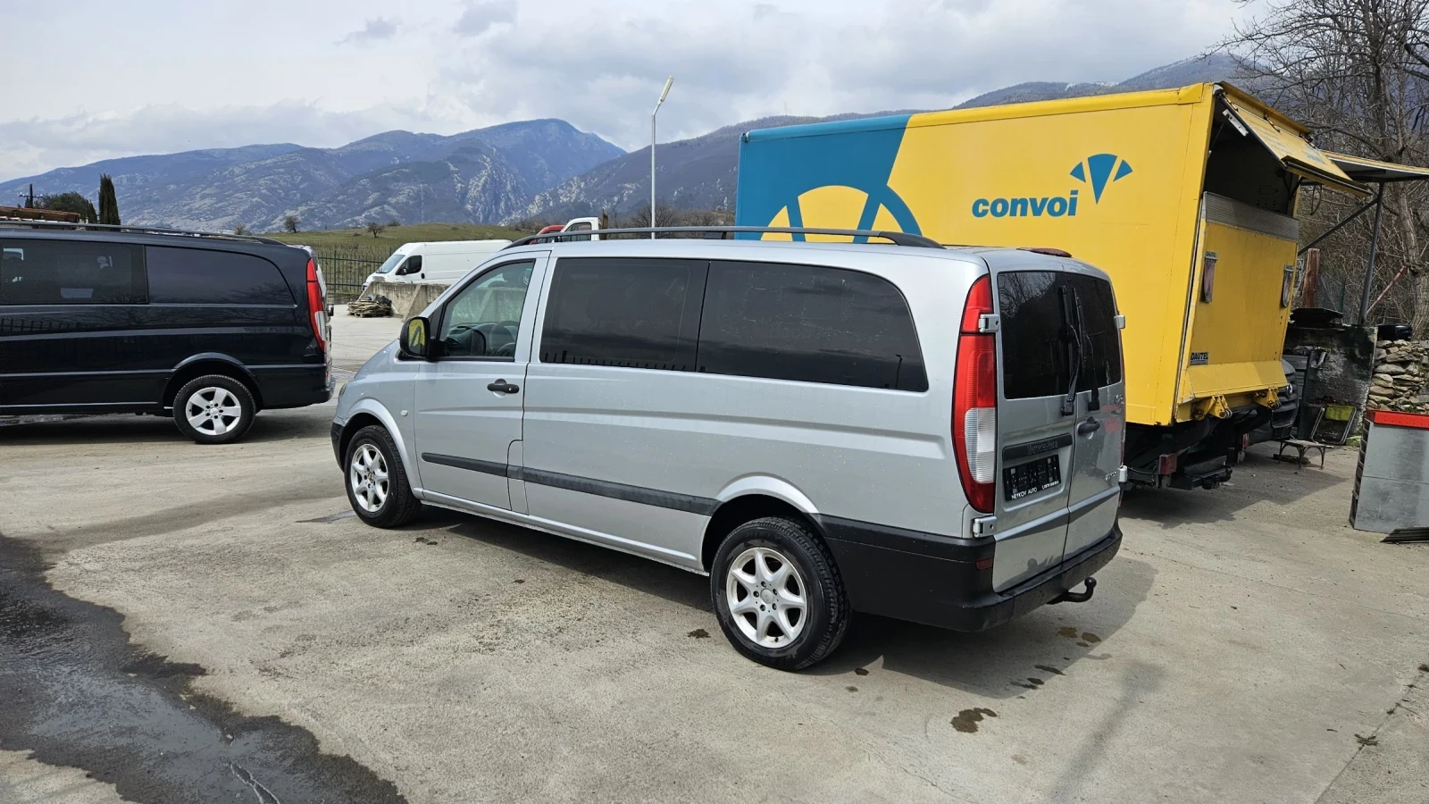 Mercedes-Benz Vito 5+ 1Автоматик Климатик, снимка 3 - Бусове и автобуси - 53924759