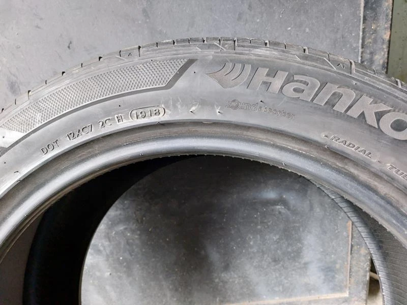 Гуми Летни 285/45R21, снимка 7 - Гуми и джанти - 37112624