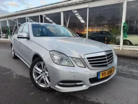     Mercedes-Benz E 220 