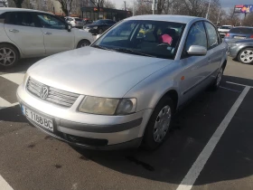 VW Passat - 1400 € / 2738.16 лв. - 42492527 2