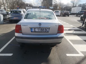 VW Passat - 1400 € / 2738.16 лв. - 42492527 8