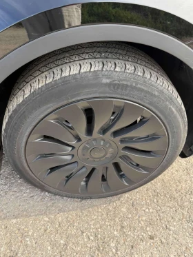 Tesla Model Y * RWD * CARFAX * ОПЦИЯ ЗА ФИНАНСИРАНЕ  - 30600 € - 67034778 14