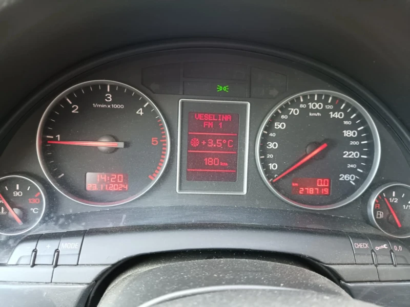 Audi A4 1.9tdi , снимка 7 - Автомобили и джипове - 48116849