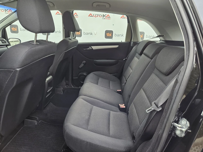 Mercedes-Benz B 150 1.5i-95kc= ПОДГРЕВ= КЛИМАТРОНИК= ВСИЧКО ПЛАТЕНО, снимка 9 - Автомобили и джипове - 49638317