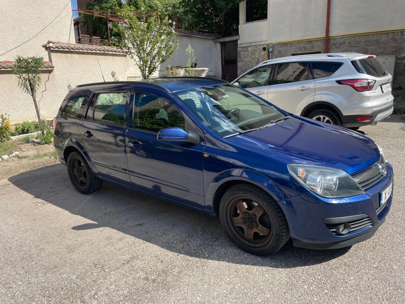 Opel Astra 1.9 CDTI, снимка 3 - Автомобили и джипове - 51477387