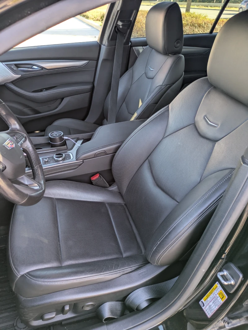 Cadillac Cts  CT5 V6 4x4, снимка 8 - Автомобили и джипове - 52318365