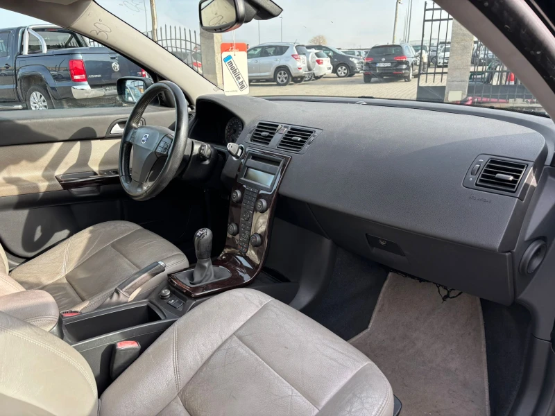 Volvo V50 / 2.0D / 136 HP / КОЖА / ПОДГРЕВ / ПАМЕТ /, снимка 12 - Автомобили и джипове - 52638878