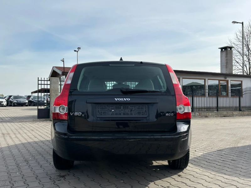 Volvo V50 / 2.0D / 136 HP / КОЖА / ПОДГРЕВ / ПАМЕТ /, снимка 3 - Автомобили и джипове - 52638878
