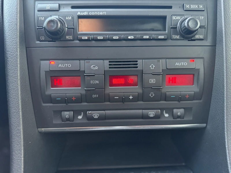 Audi A4 2.0TDI 140к.с. 6 Скорости, снимка 12 - Автомобили и джипове - 52727441