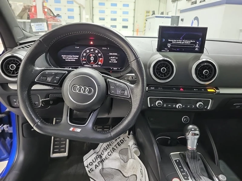 Audi S3 * TECHNIK * CARFAX * БЕЗ ПЪРВОНАЧАЛНА ВНОСКА, снимка 9 - Автомобили и джипове - 53125465