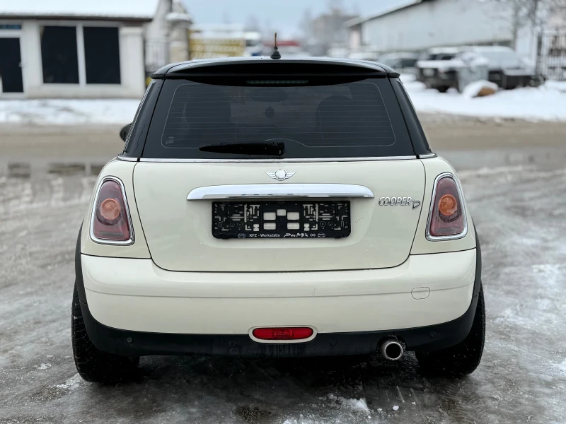 Mini Cooper 1.6d Панорама Кожен салон, снимка 5 - Автомобили и джипове - 53327729