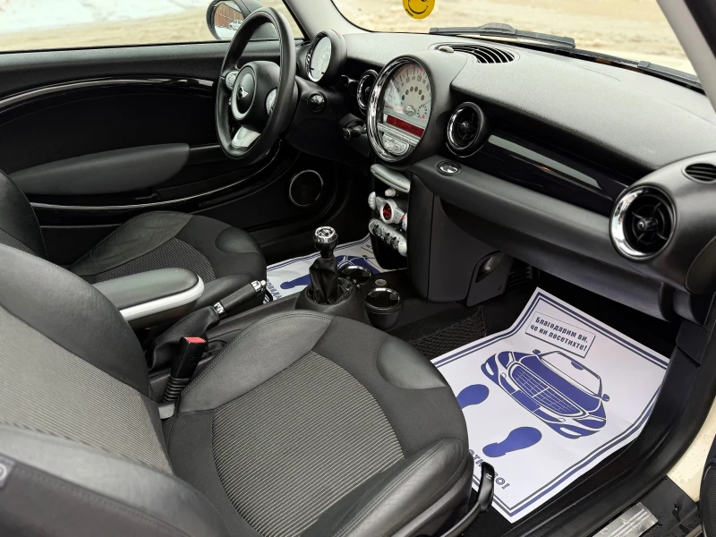 Mini Cooper 1.6d Панорама Кожен салон, снимка 11 - Автомобили и джипове - 53327729