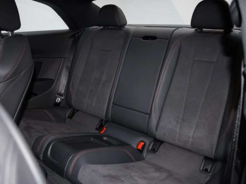 Audi A5 Quattro* АвтоКредит* (ЦЕНА ДО БГ), снимка 6 - Автомобили и джипове - 53375580