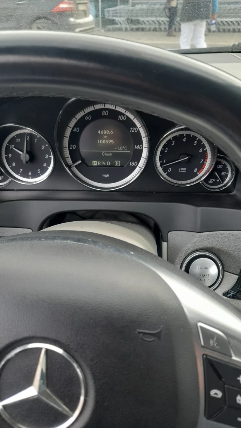 Mercedes-Benz E 55 AMG кабриолет, снимка 15 - Автомобили и джипове - 53420340