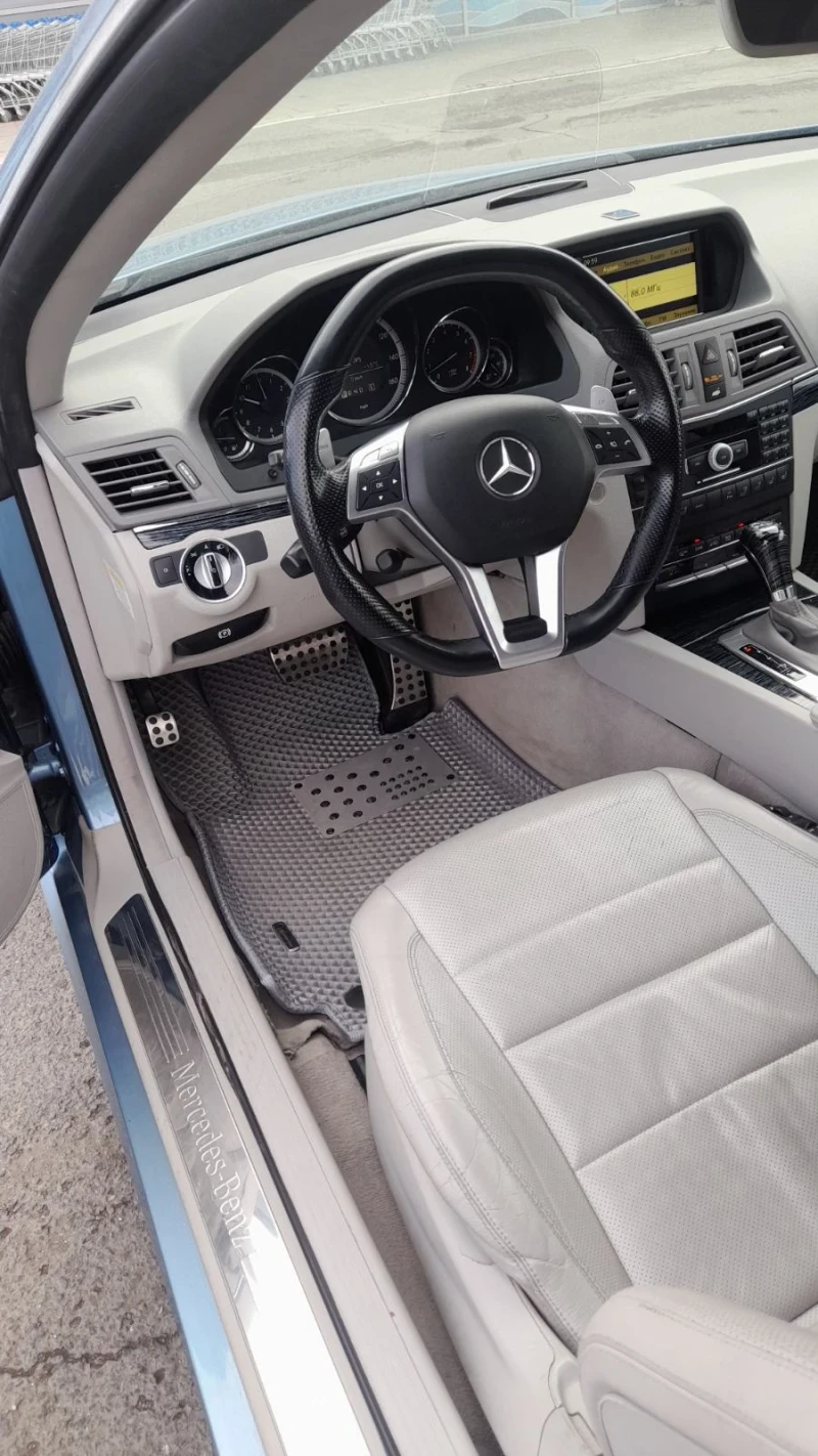 Mercedes-Benz E 55 AMG кабриолет, снимка 7 - Автомобили и джипове - 53420340