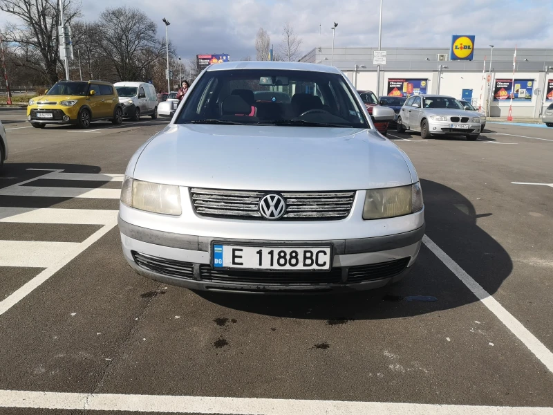 VW Passat, снимка 3 - Автомобили и джипове - 53456341