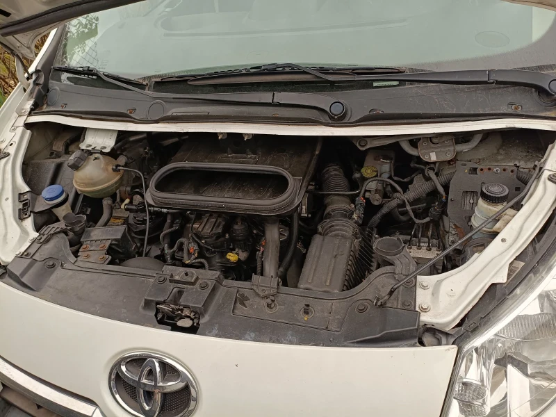 Toyota Proace City Verso 2.0D, снимка 9 - Автомобили и джипове - 53476485
