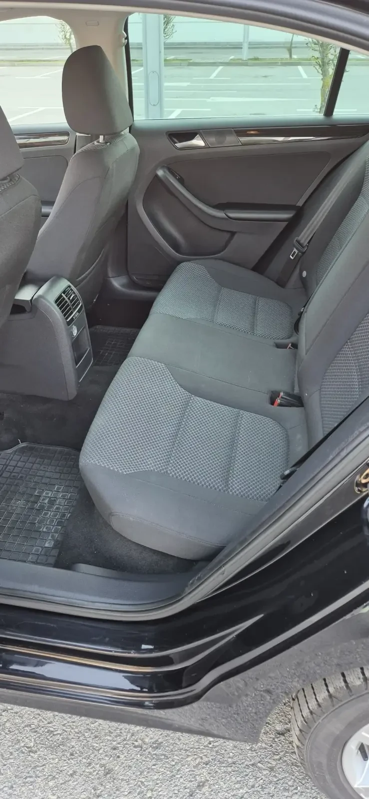 VW Jetta 2.0 - изображение 5