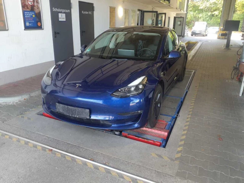 Tesla Model 3 ЕВРОПЕЙСКА ГАРАНЦИЯ AWD Dual Motor Long Range 