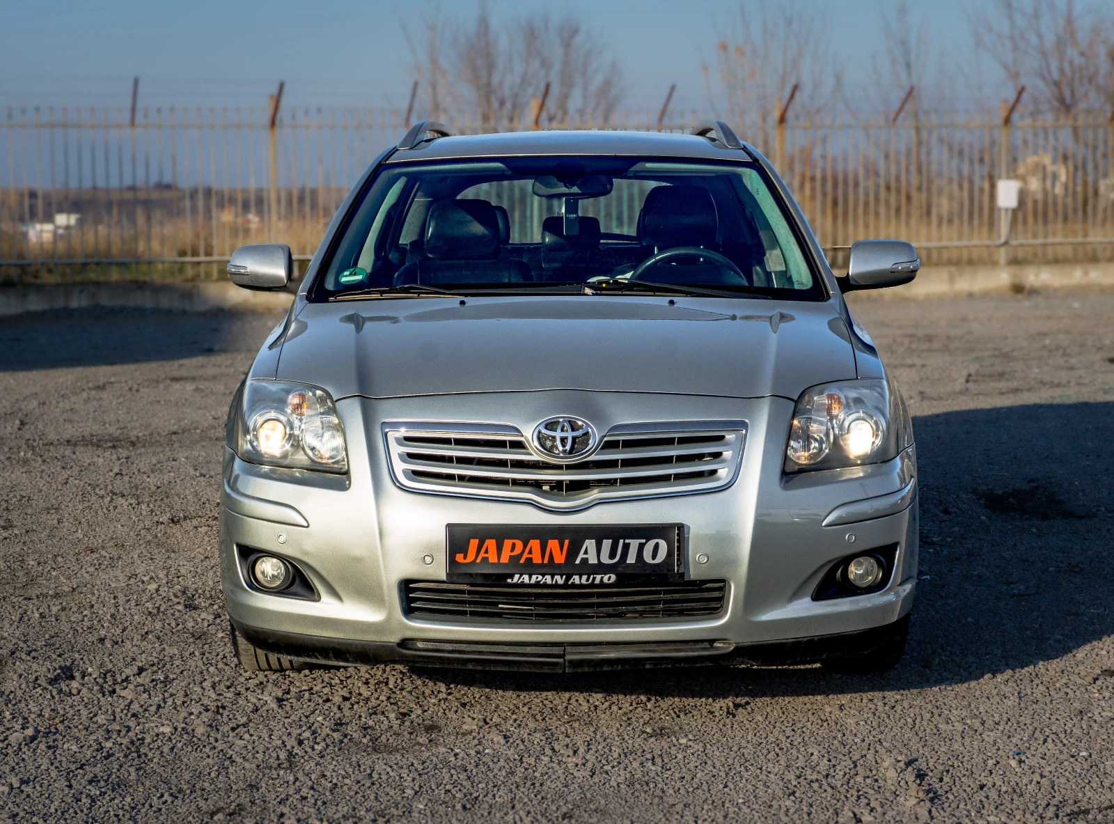 Toyota Avensis 1.8 VVTI | С ГАРАНЦИЯ!, снимка 1