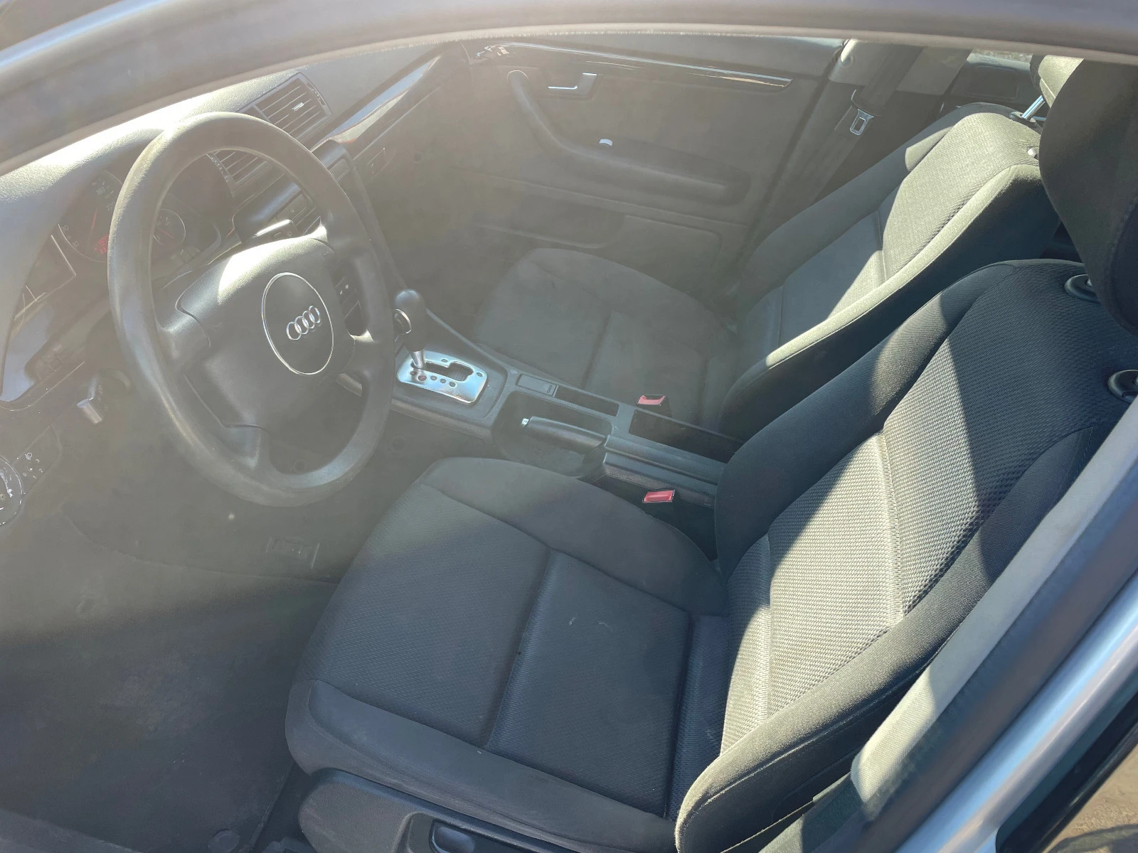 Audi A4 1.8Т | Mobile.bg — изображение 13