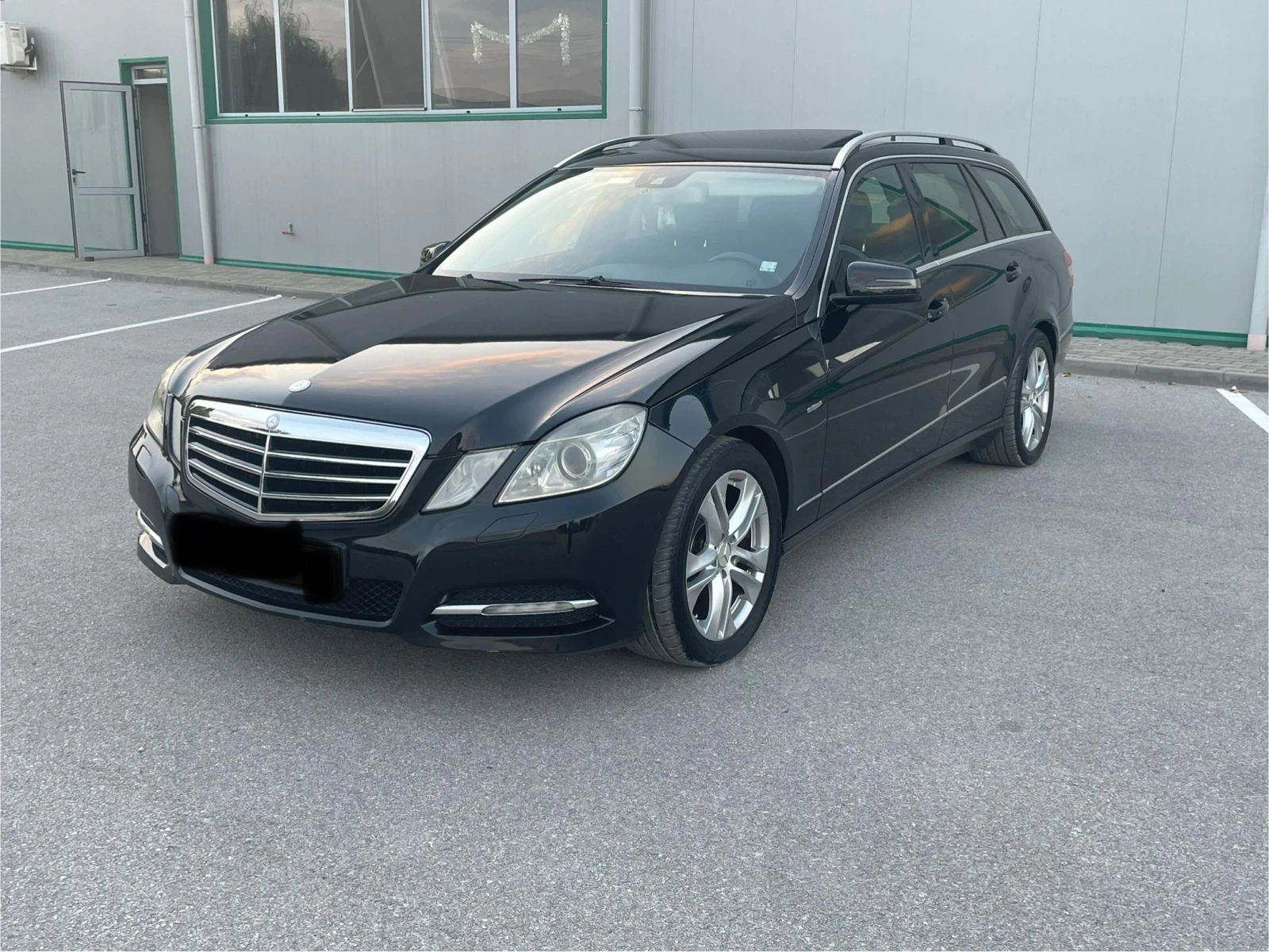 Mercedes-Benz E 220  - изображение 3