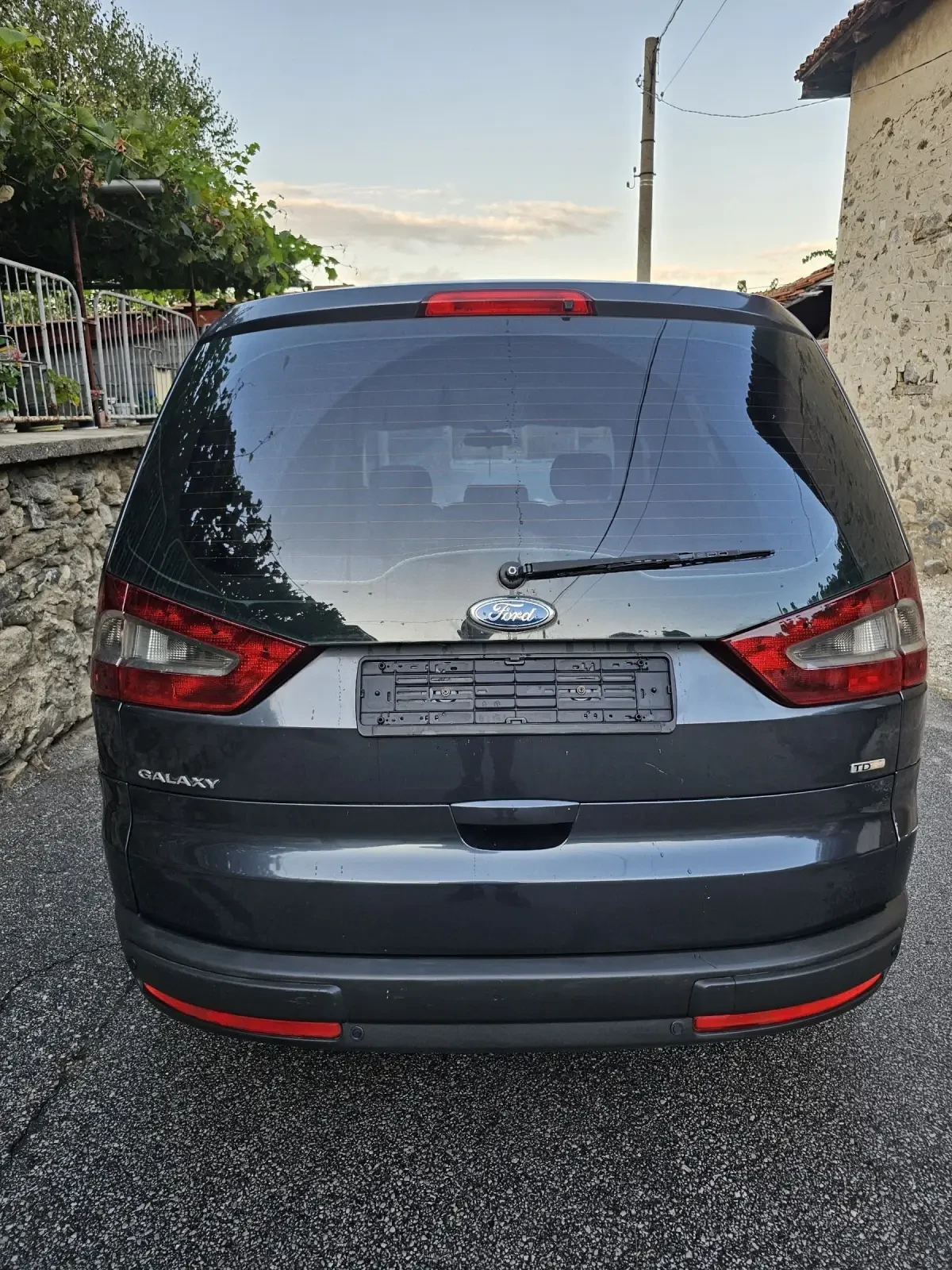 Ford Galaxy 1.8  TDCI - изображение 4