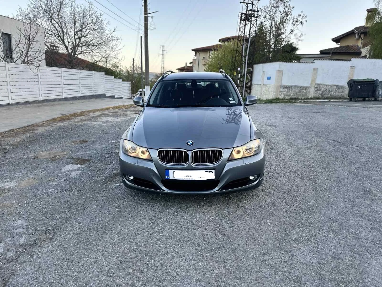 BMW 330 3.0 X-Drive - изображение 2
