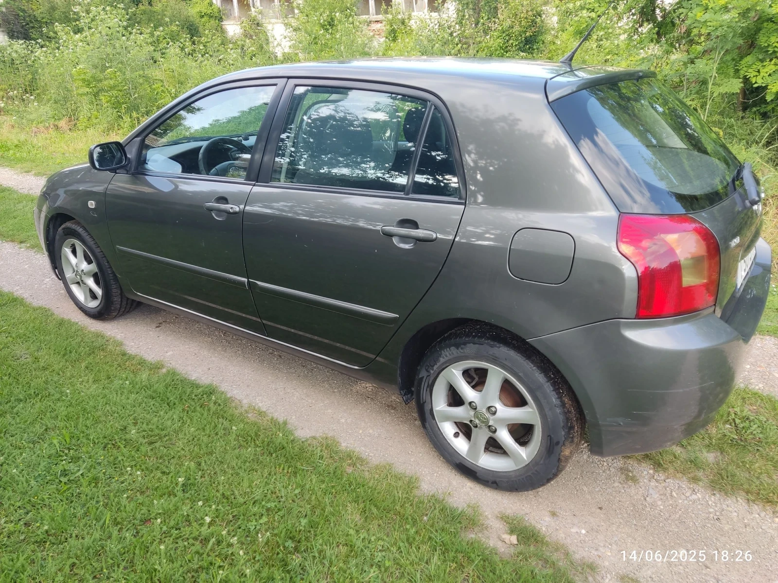 Toyota Corolla 2.0 d4d - изображение 4
