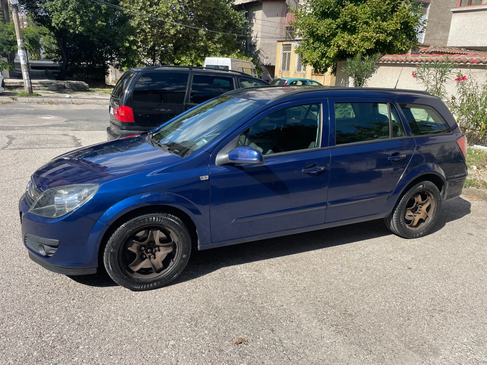 Opel Astra 1.9 CDTI - изображение 2