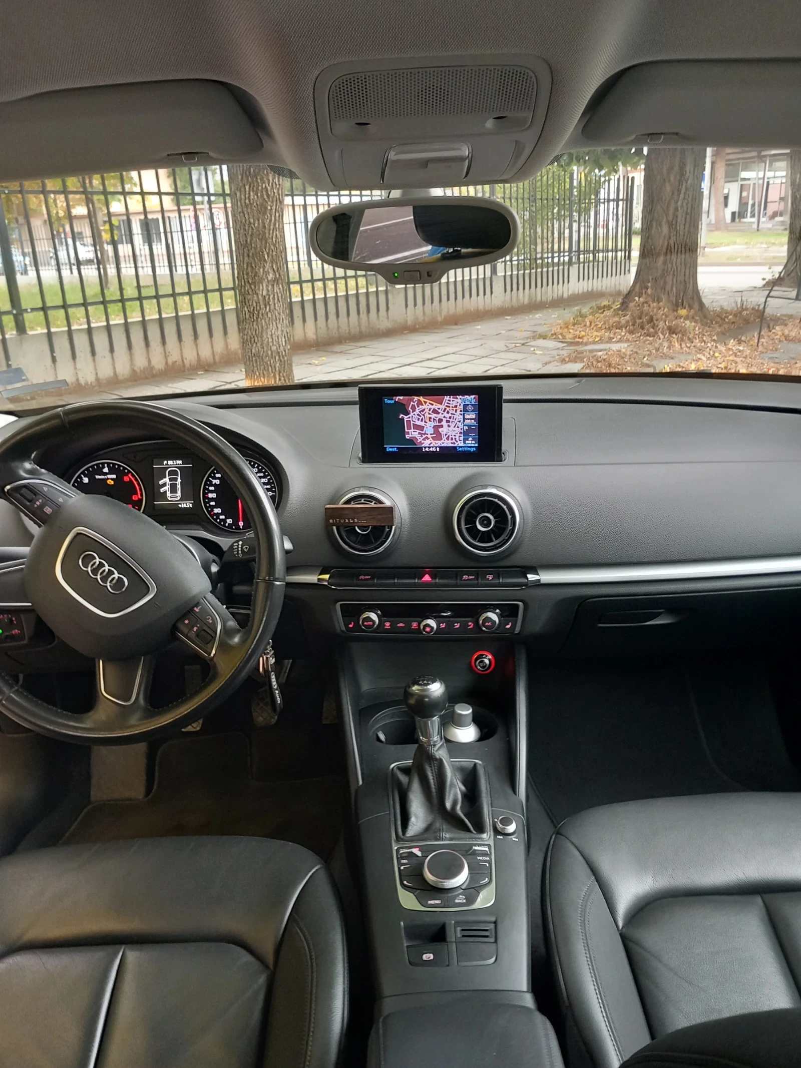 Audi A3 1.6 - изображение 8