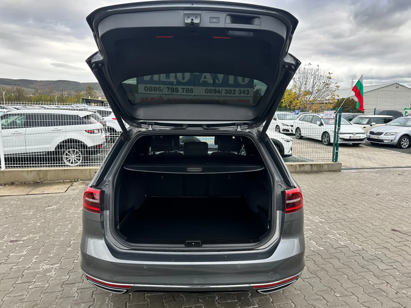 VW Passat 3xR-line-HuD | Mobile.bg   9