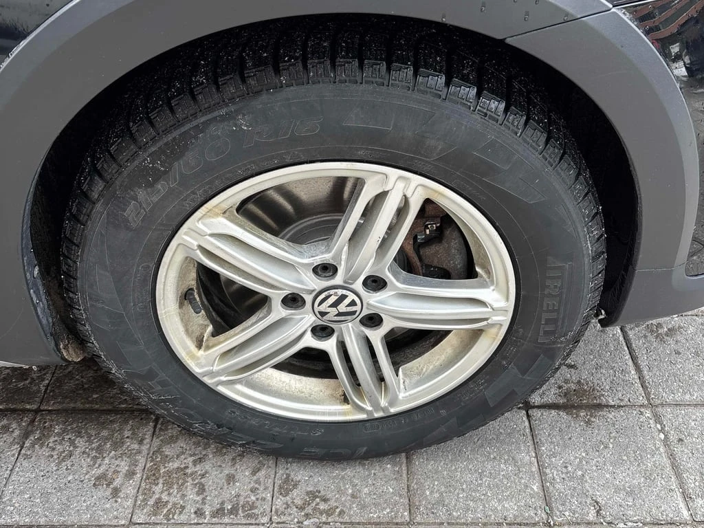 VW Golf Plus * 4dr Wgn * CARFAX * ЦЕНА ДО БГ - изображение 6