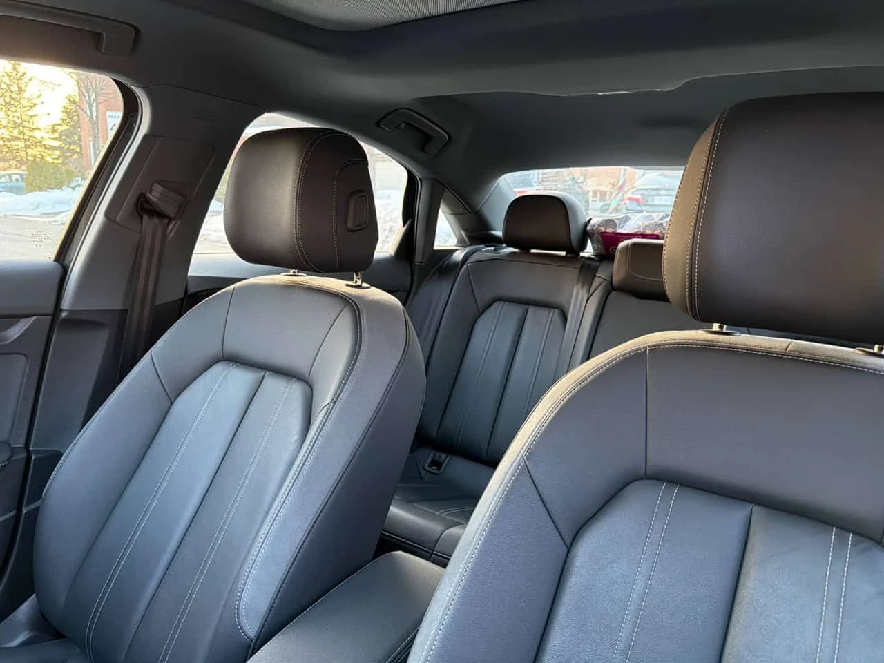 Audi A3 * Komfort * KEYLESS* PANO* �������*  | Mobile.bg � ����������� 11