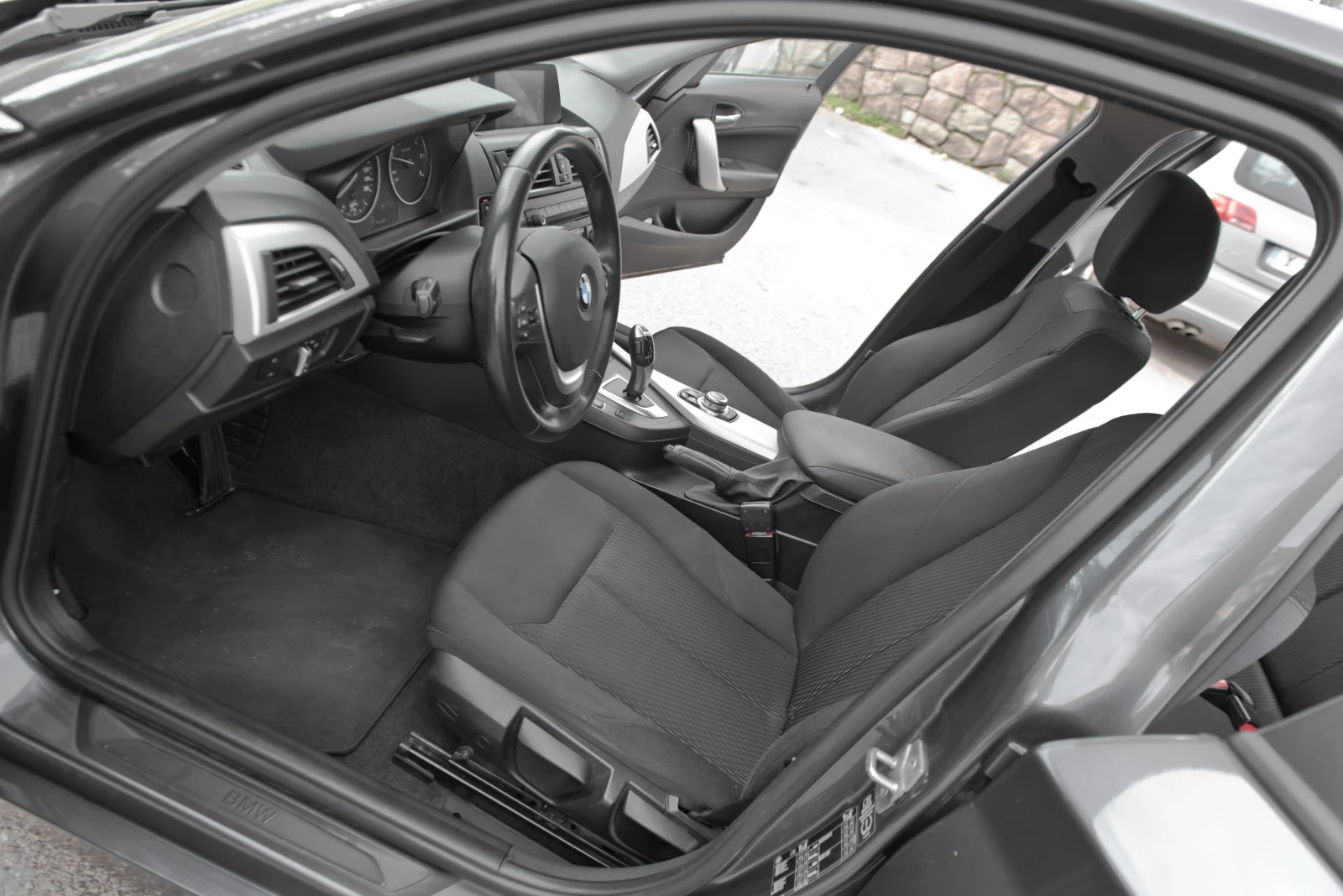 BMW 118 Автомат - изображение 9