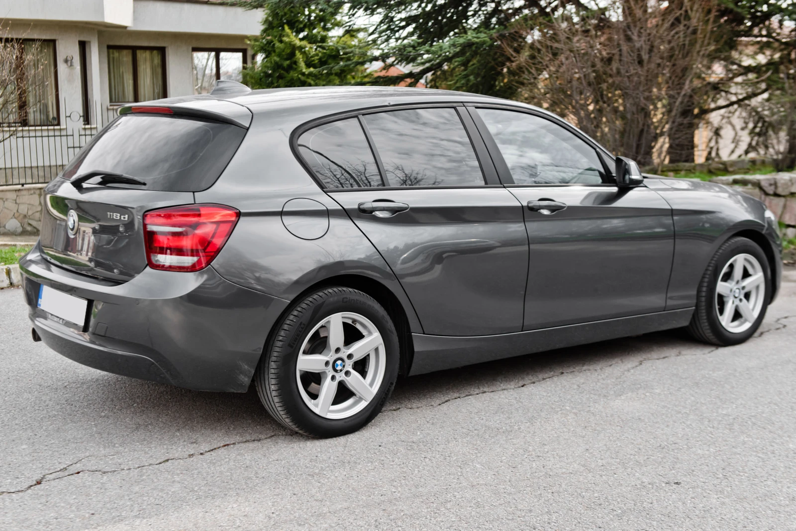 BMW 118 Автомат - изображение 5