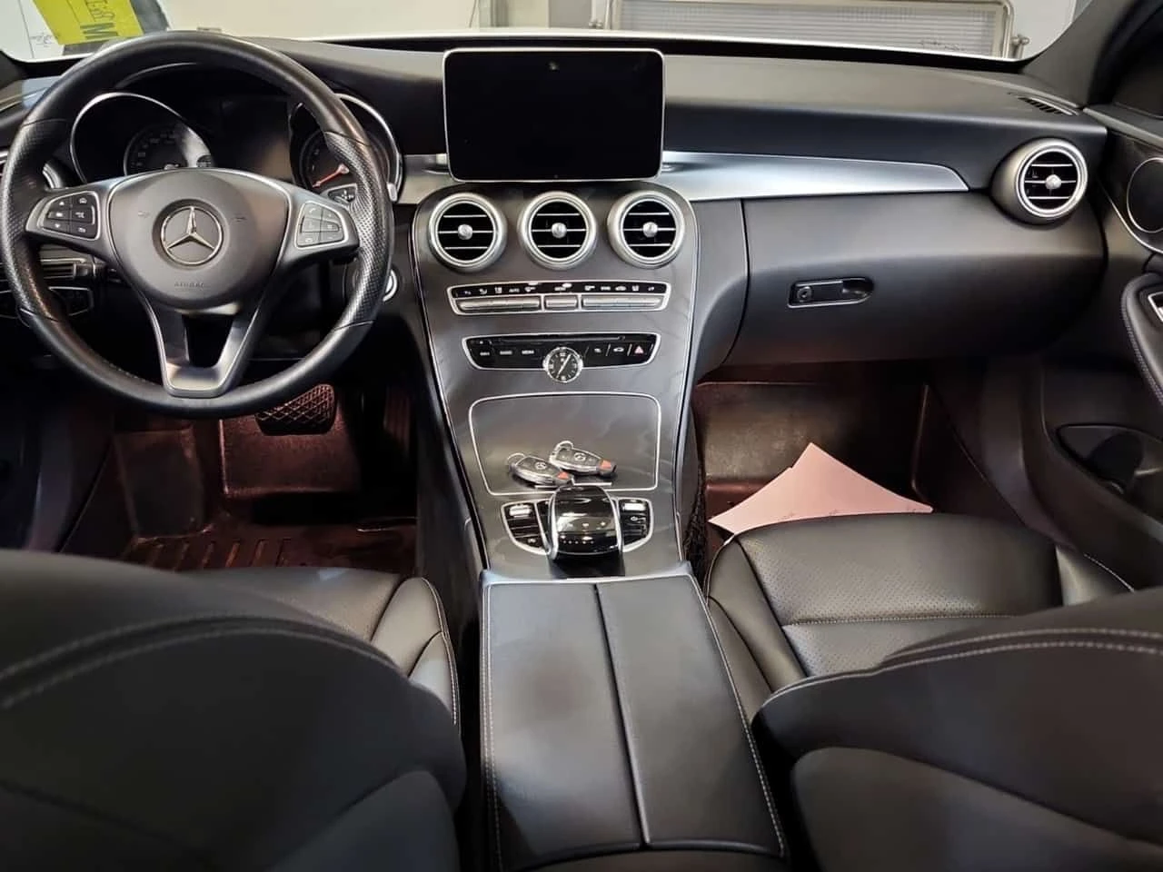 Mercedes-Benz C 300 * CARFAX * ПАНОРАМА* 2 КЛЮЧА* , снимка 11 - Автомобили и джипове - 53870276