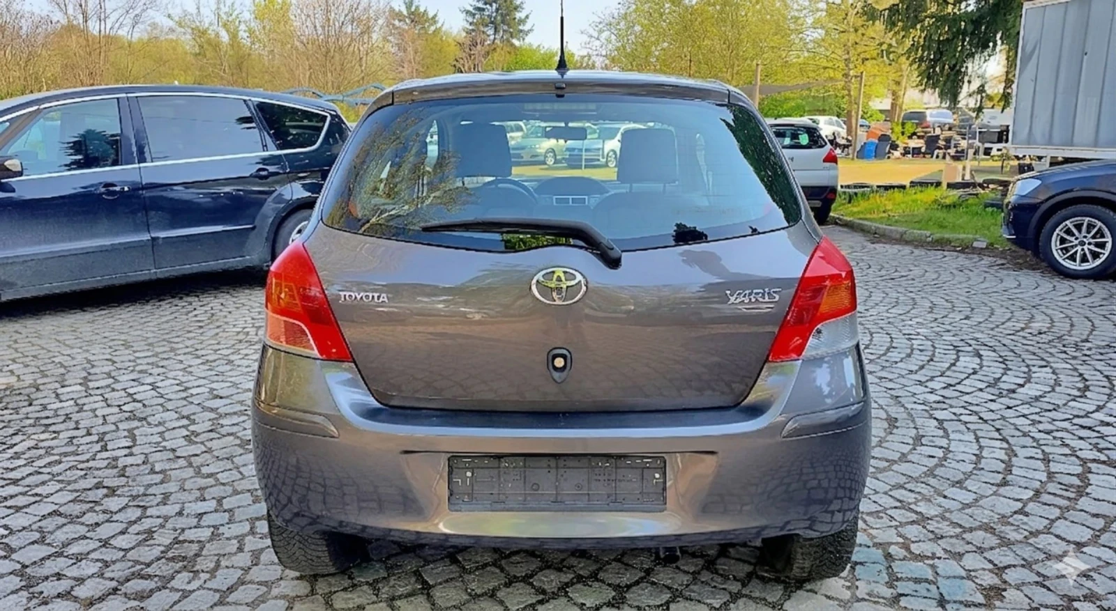 Toyota Yaris 1.3i 100k.c FaceLift 6-�������� | Mobile.bg � ����������� 6