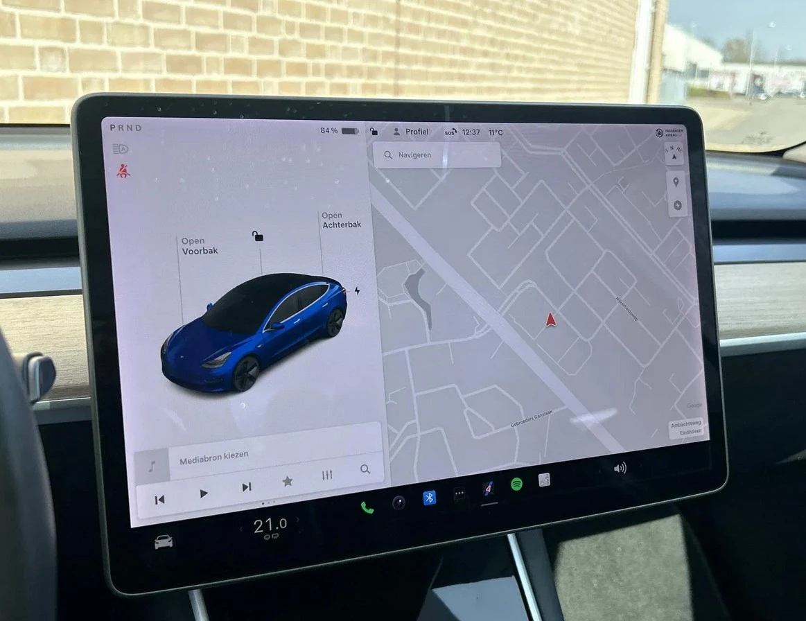 Tesla Model 3 4х4 Перфектен ГАРАНЦИЯ, снимка 10 - Автомобили и джипове - 54117814