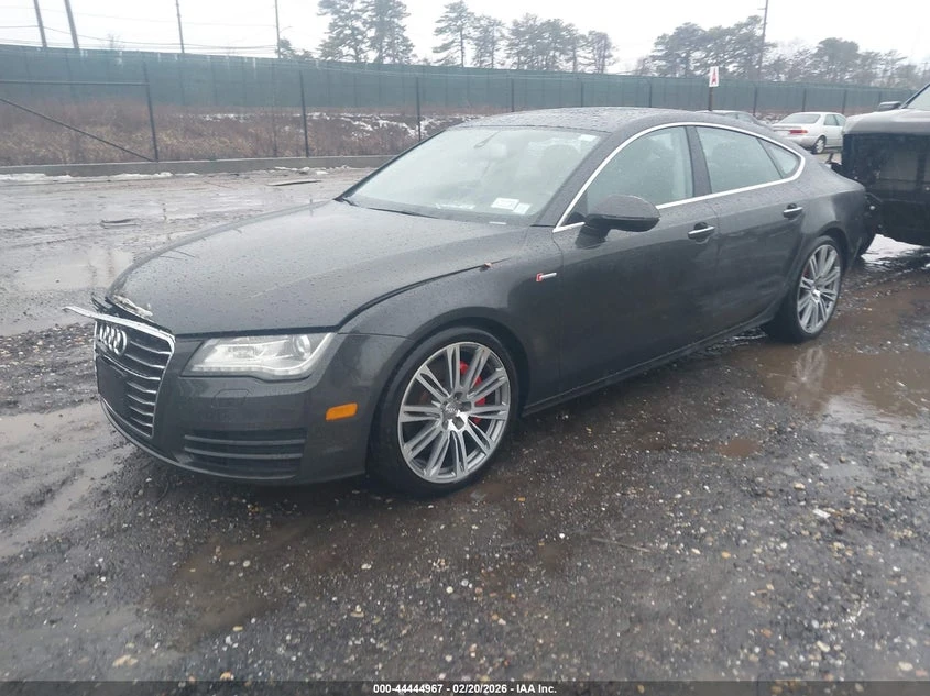 Audi A7 3.0l 3.0T Premium, снимка 2 - Автомобили и джипове - 54141620