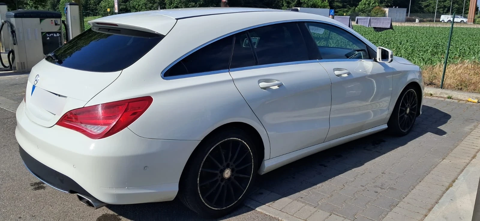 Mercedes-Benz CLA 200 D SW Automatic Premium Dark Night, снимка 9 - Автомобили и джипове - 54212729