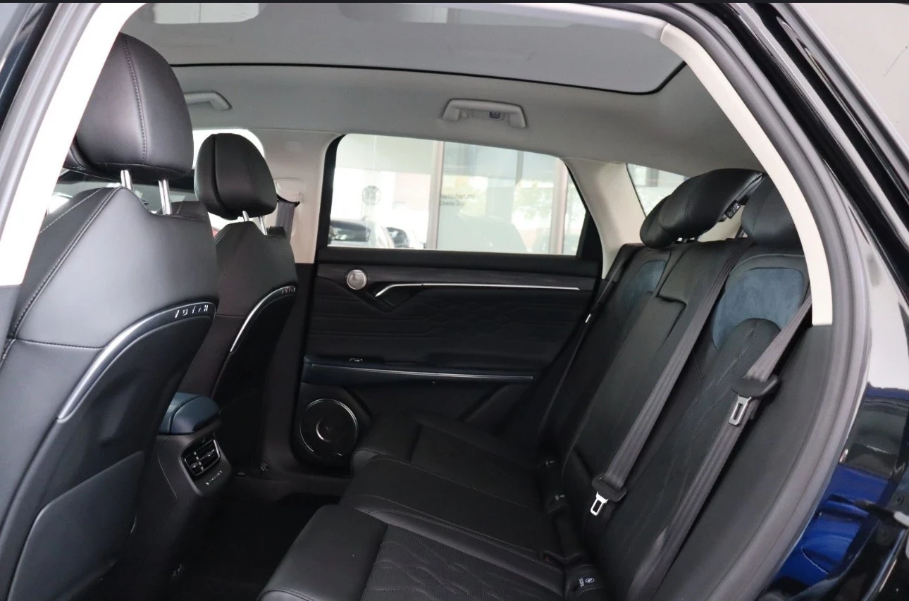 Voyah Free BEV 360 Acc Pano ��� | Mobile.bg � ����������� 12