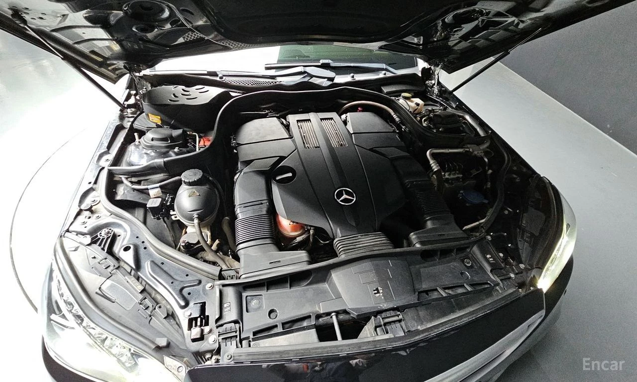 Mercedes-Benz E 400 FACELIFT* AMG* 63* PACK* 4MATIC* ОБДУХВАНЕ* МАСАЖ*, снимка 17 - Автомобили и джипове - 54370836