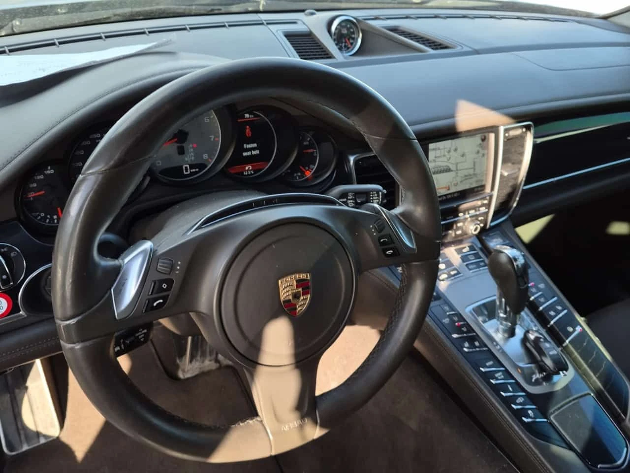 Porsche Panamera * 4S * ЛИЦЕНЗИРАН ПРОДАВАЧ* , снимка 9 - Автомобили и джипове - 54423850