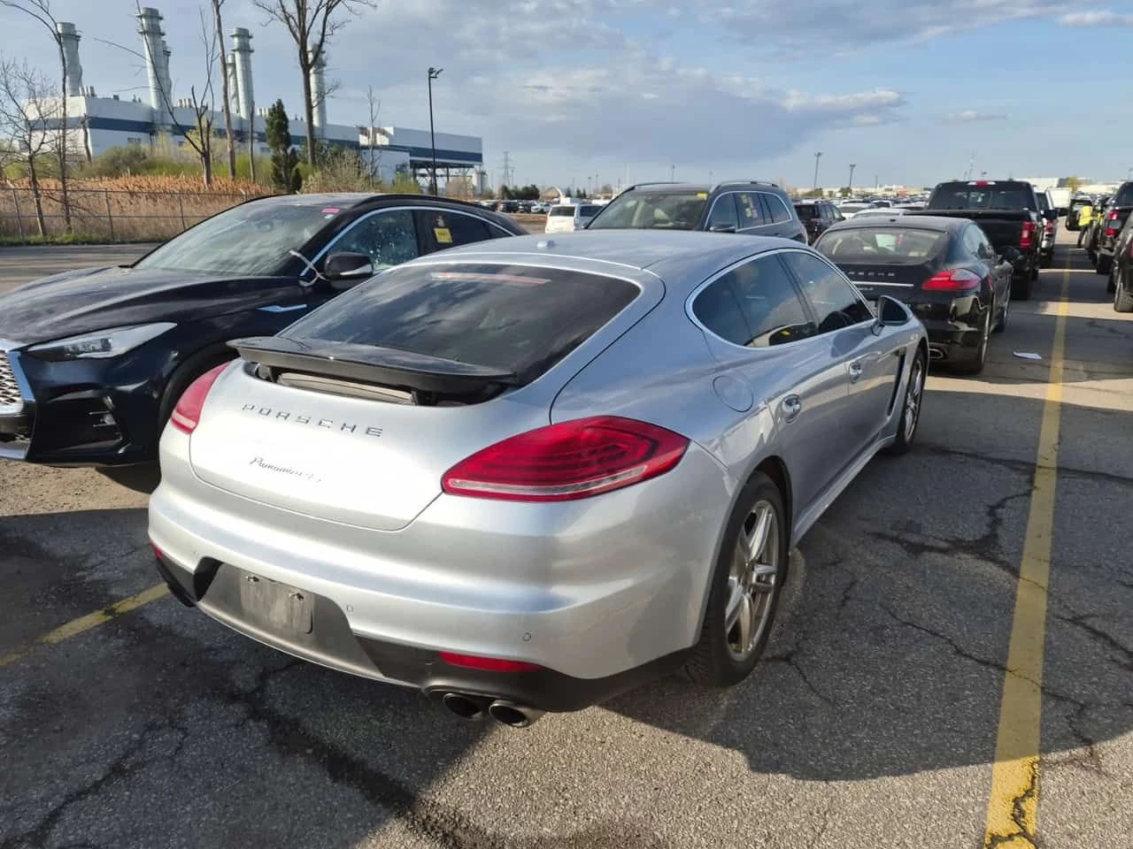 Porsche Panamera * 4S * ЛИЦЕНЗИРАН ПРОДАВАЧ* , снимка 3 - Автомобили и джипове - 54423850