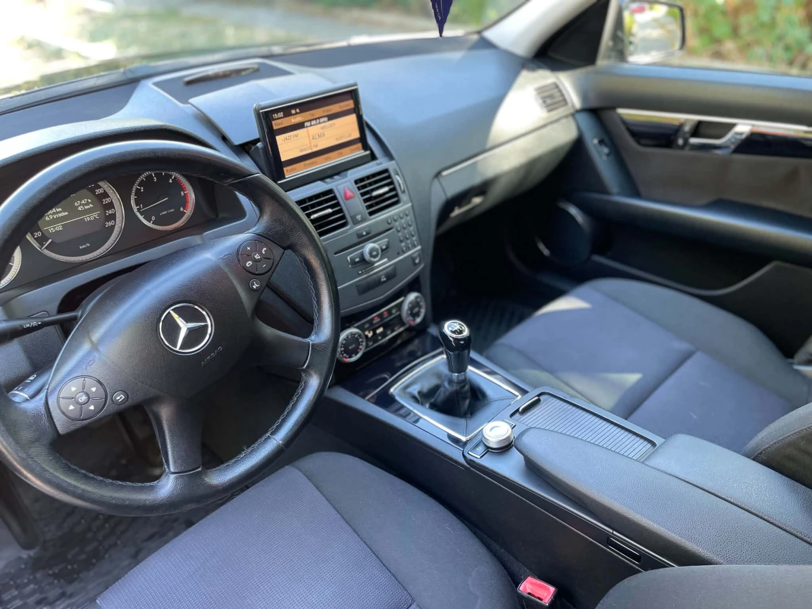Mercedes-Benz C 220, снимка 9 - Автомобили и джипове - 55003877
