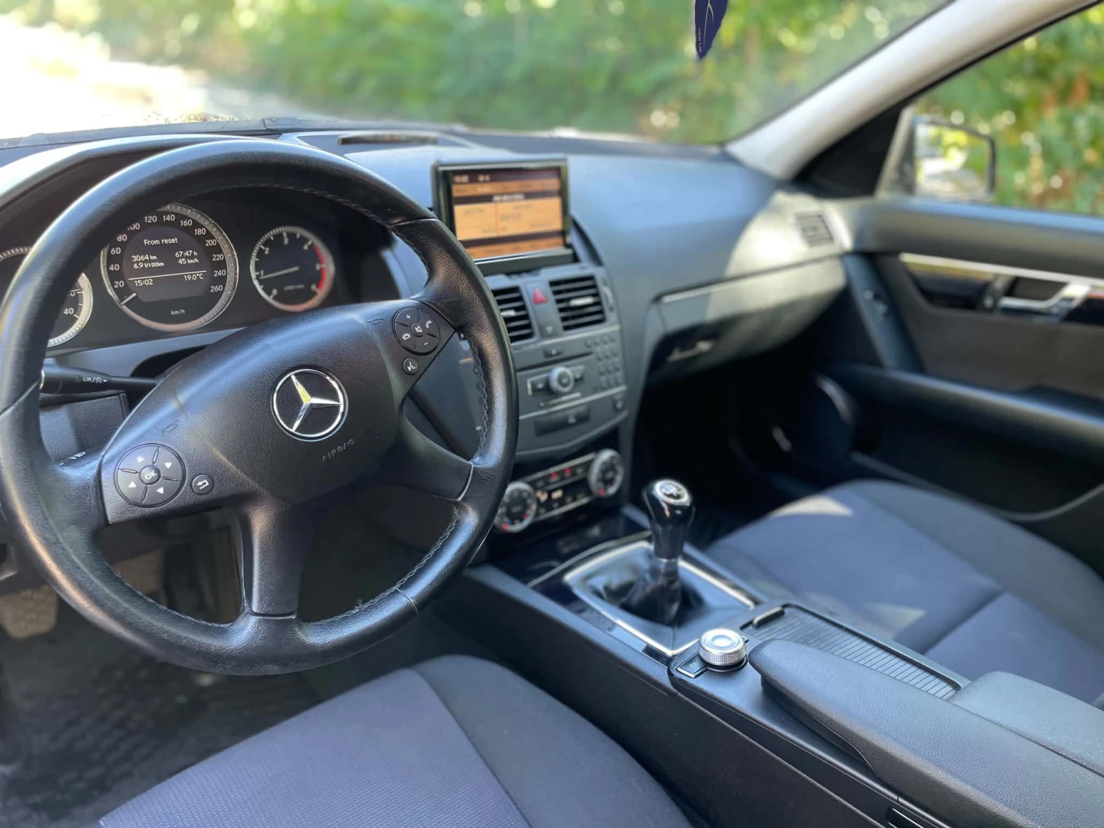 Mercedes-Benz C 220, снимка 10 - Автомобили и джипове - 55003877