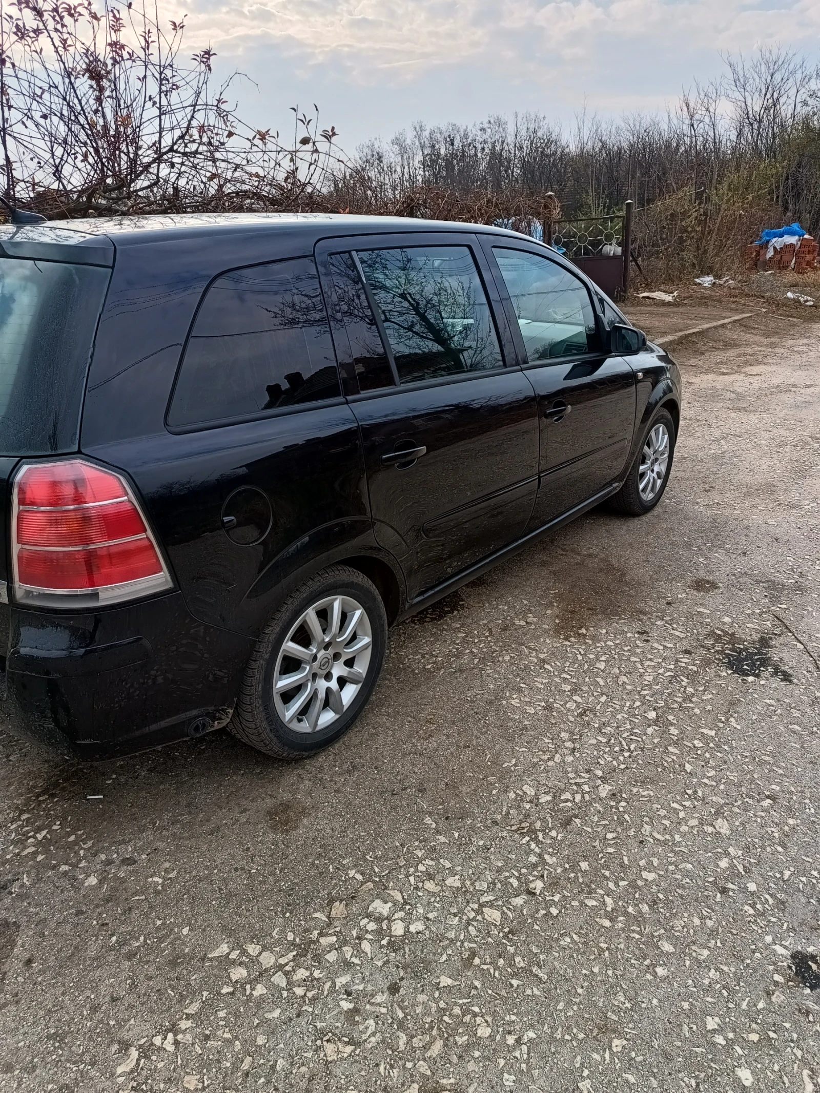 Opel Zafira, снимка 8 - Автомобили и джипове - 55097084