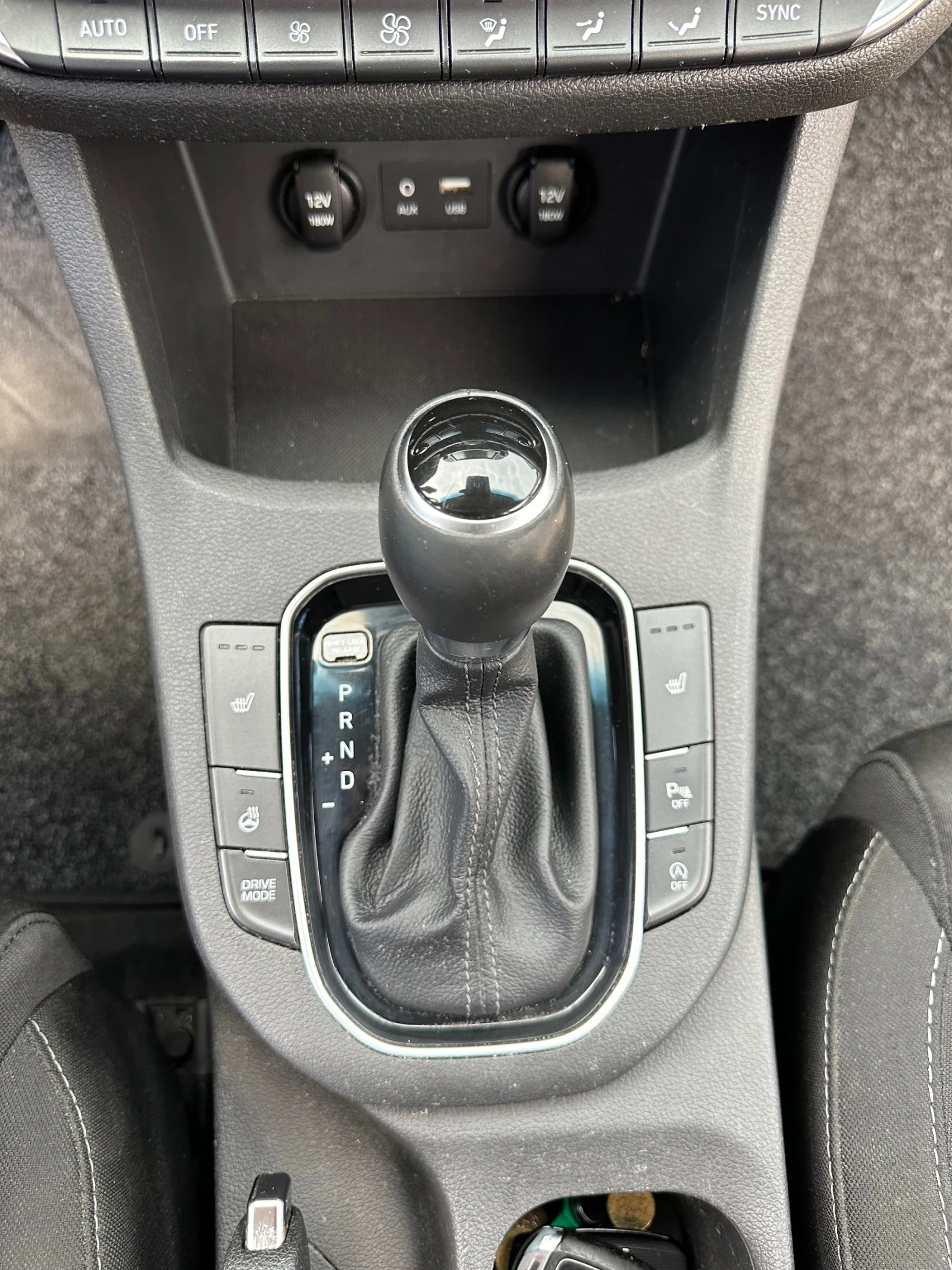 Hyundai I30, снимка 14 - Автомобили и джипове - 55103958