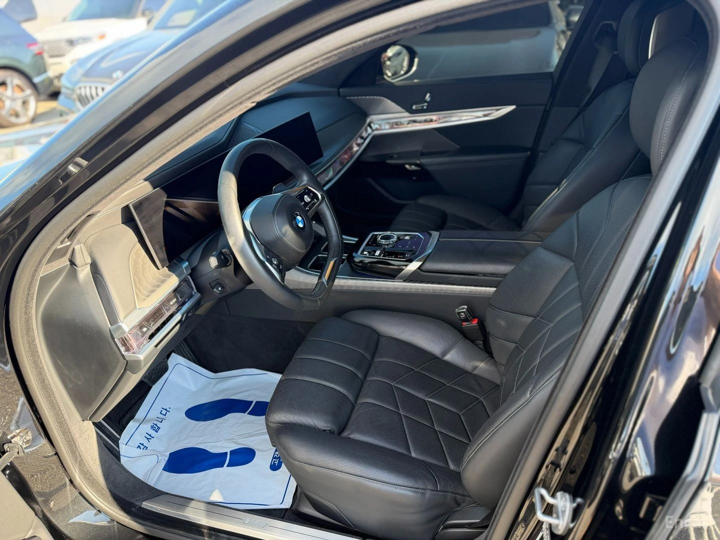 BMW 740 sDrive Design Pure Excellence, снимка 11 - Автомобили и джипове - 55607508